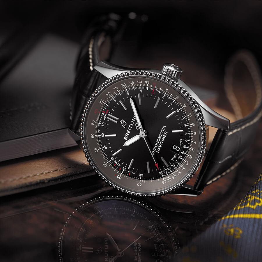 Breitling navitimer 01 le black rotor best sale