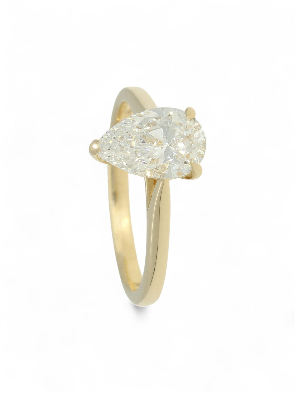 Lab Grown Diamond Solitaire Ring 1.50ct Pear Cut in 9ct Yellow Gold