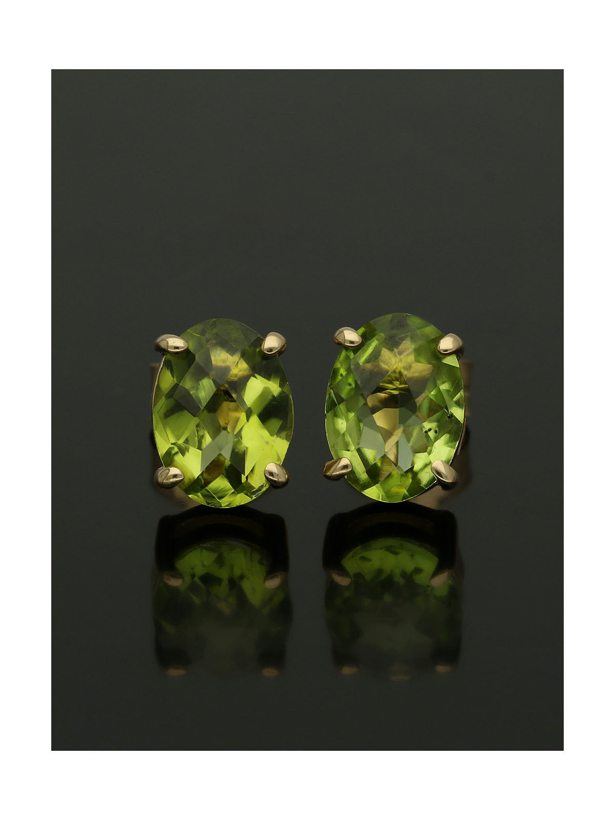 Peridot Oval Stud Earrings in 9ct Yellow Gold