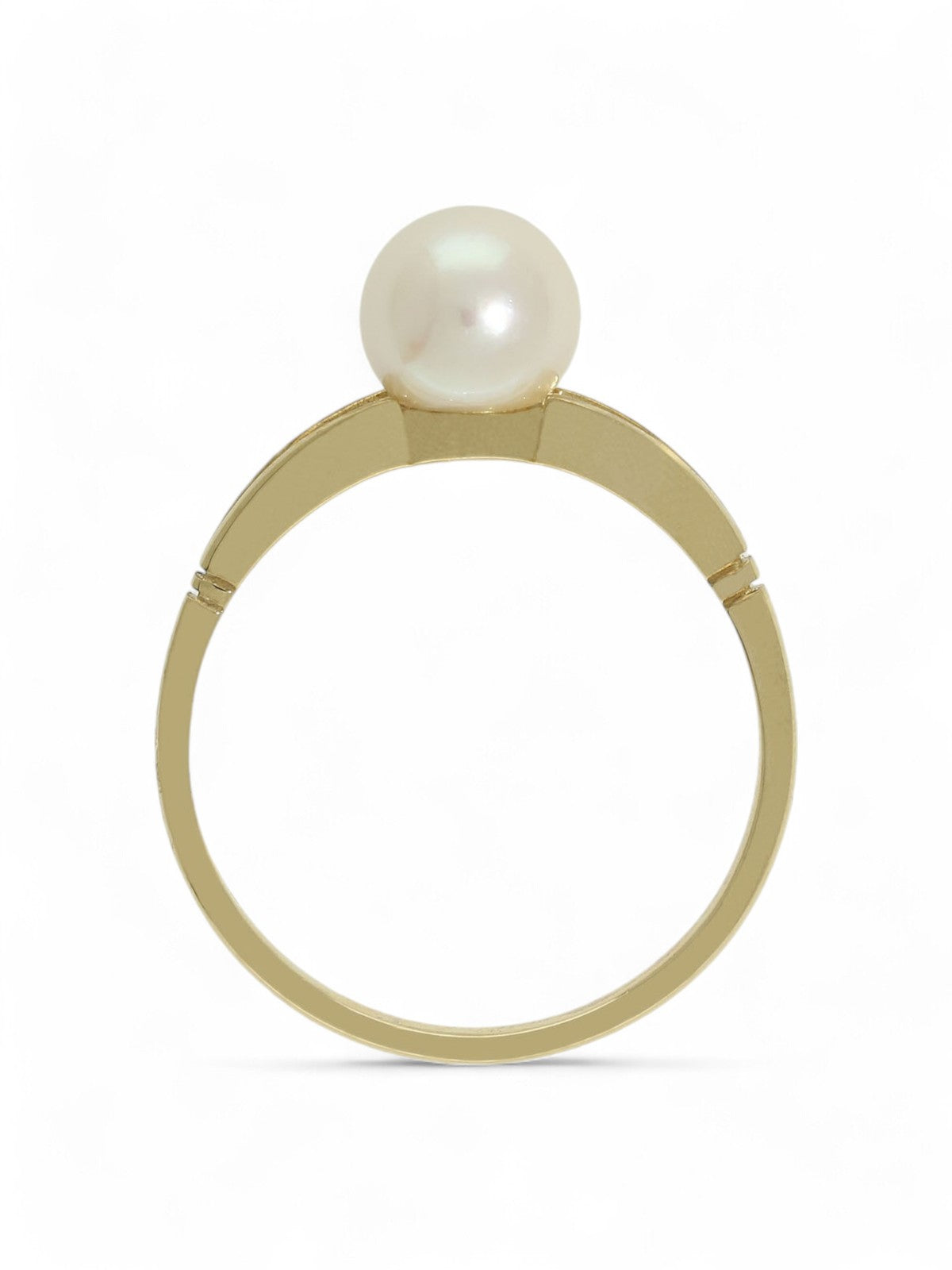 White Cultured Pearl Ring in 9ct Yellow Gold