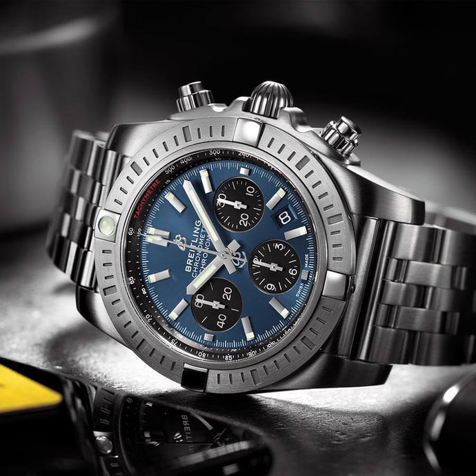 THE ULTIMATE PILOT’S CHRONOGRAPH, REIMAGINED FOR AIR, LAND, AND SEA CHRONOMAT B01 CHRONOGRAPH 44