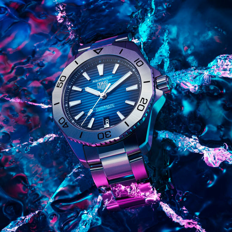 A Spirit Of Adventure: Introducing the NEW TAG Heuer Aquaracer Professional 200