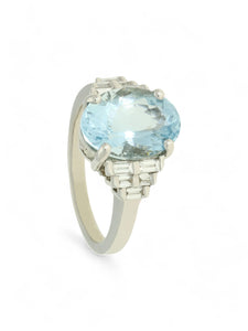 Aquamarine and Diamond Ring in 18ct White Gold