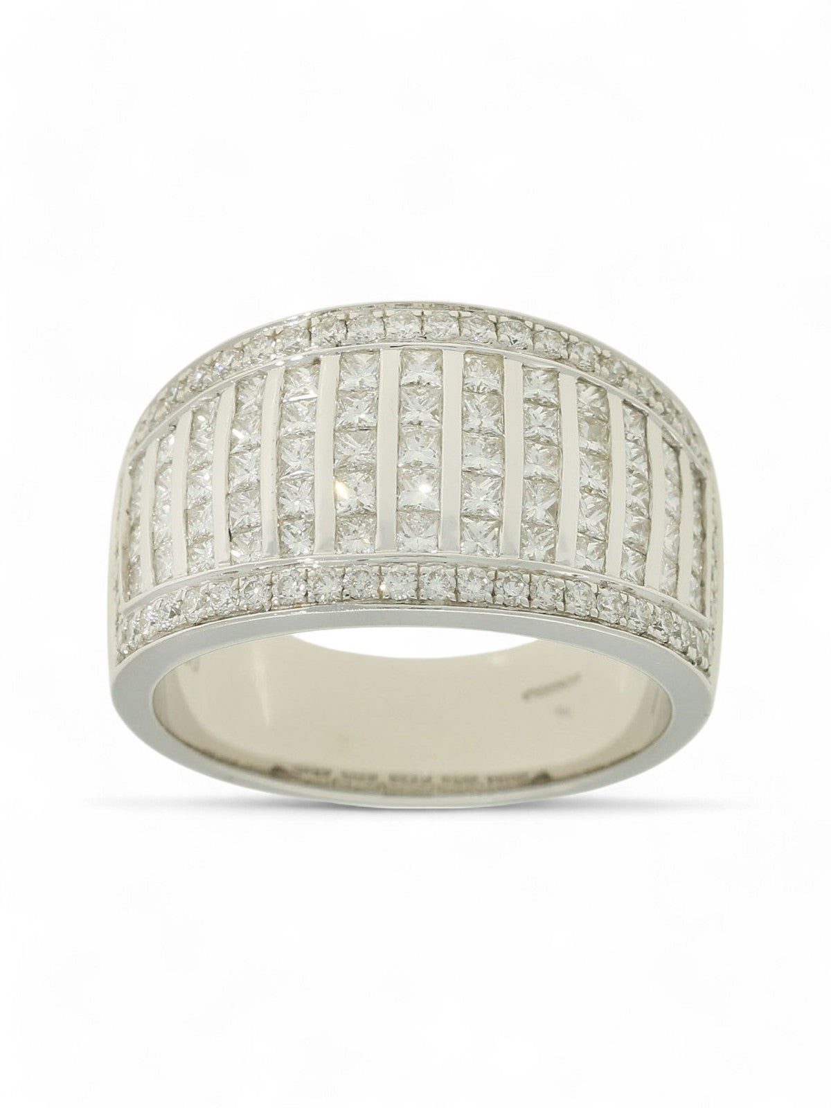 SALE Diamond Cluster Ring 1.38ct Round Brilliant & Princess Cut in 18ct White Gold