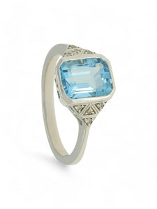 Blue Topaz & Diamond Trefoil Ring in 9ct White Gold