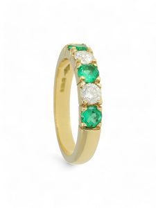 Emerald & Diamond Five Stone Ring Round Brilliant Cut in 18ct Yellow Gold