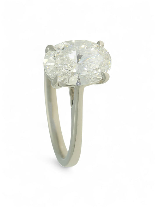 Lab Grown Diamond Solitaire Ring 2.00ct Oval Cut in Platinum