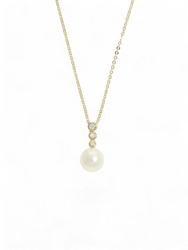 Pearl & Diamond Drop Pendant Necklace in 9ct Yellow Gold