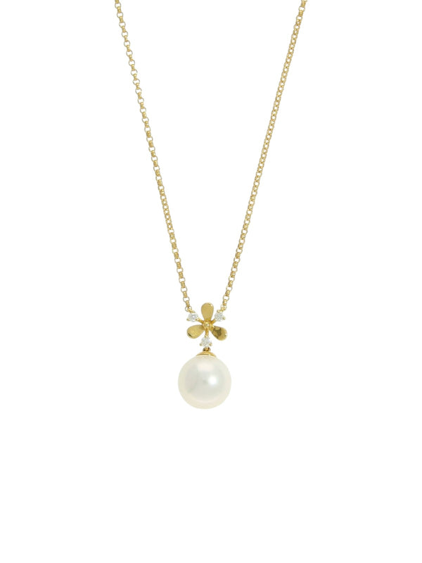 Pearl and Diamond Pendant Necklace in 18ct Yellow Gold