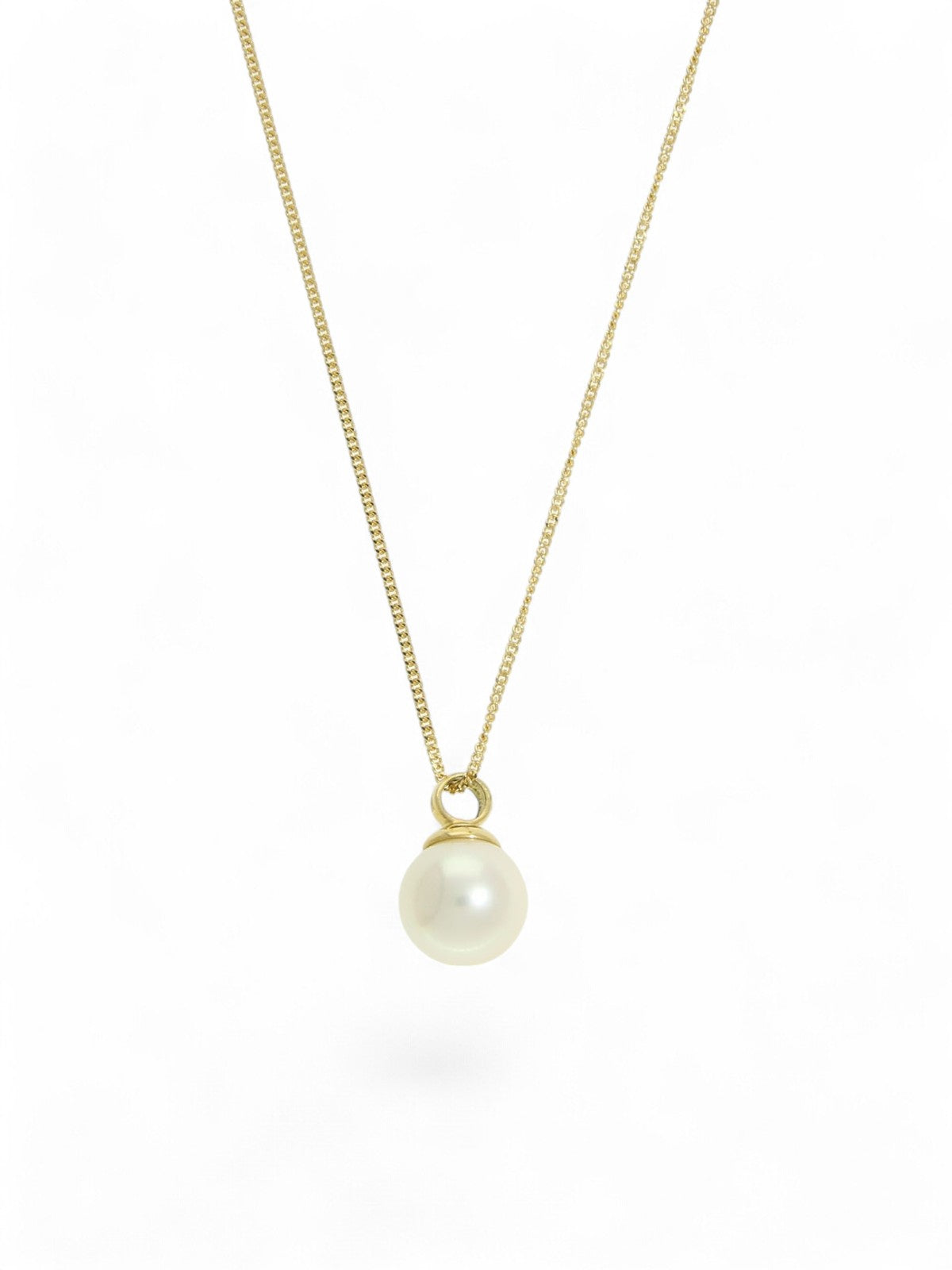 White Pearl Pendant Necklace in 18ct Yellow Gold