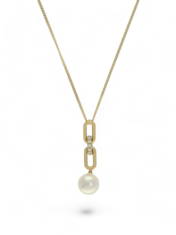 Akoya Pearl & Diamond Pendant Necklace in 18ct Yellow Gold