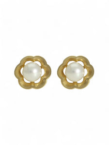 White Freshwater Pearl Flower Stud Earrings in 9ct Yellow Gold