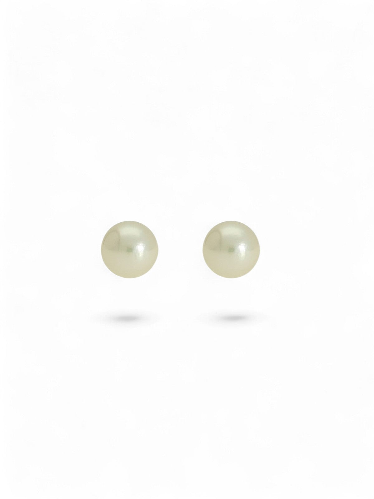 White Cultured Pearl Stud Earrings 4mm in 9ct Yellow Gold