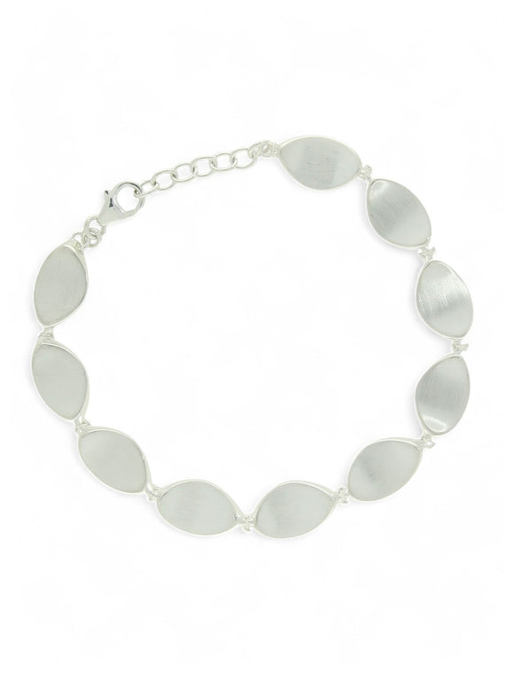 Satin Oval Link Bracelet in Silver