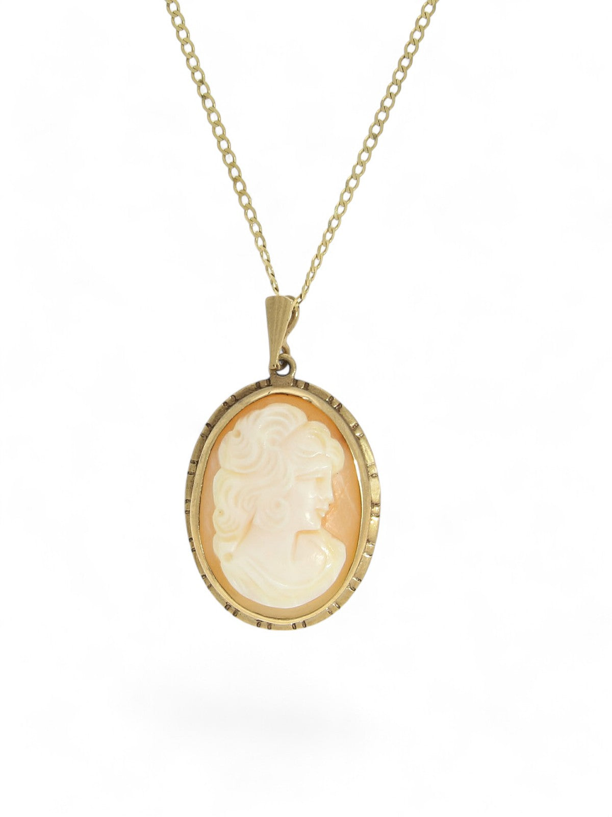 Pre Owned Stamped Cameo Pendant in 9ct Yellow Gold