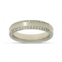 Pre Owned Diamond Set Wedding Band in Platinum