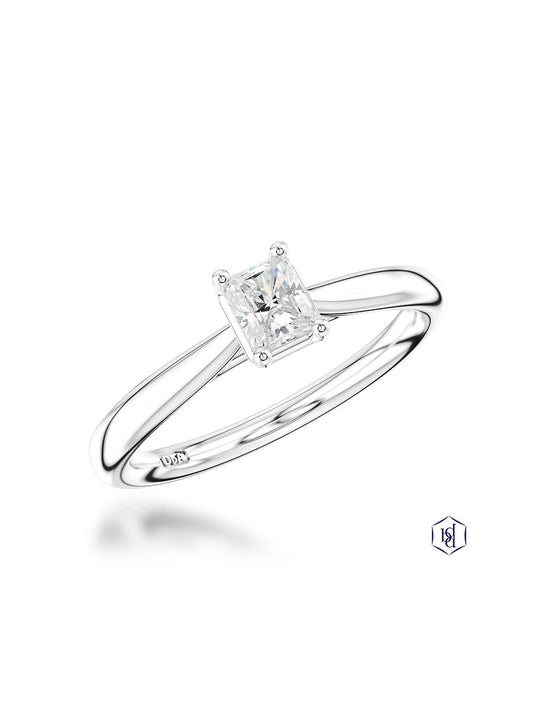 Classic Radiant Diamond Solitaire Ring in Platinum