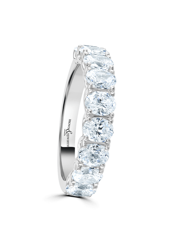 Brown & Newirth Pose 2.09ct Oval Cut Diamond Wedding Ring in Platinum