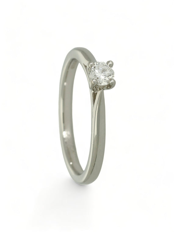Diamond Solitaire Engagement Ring 