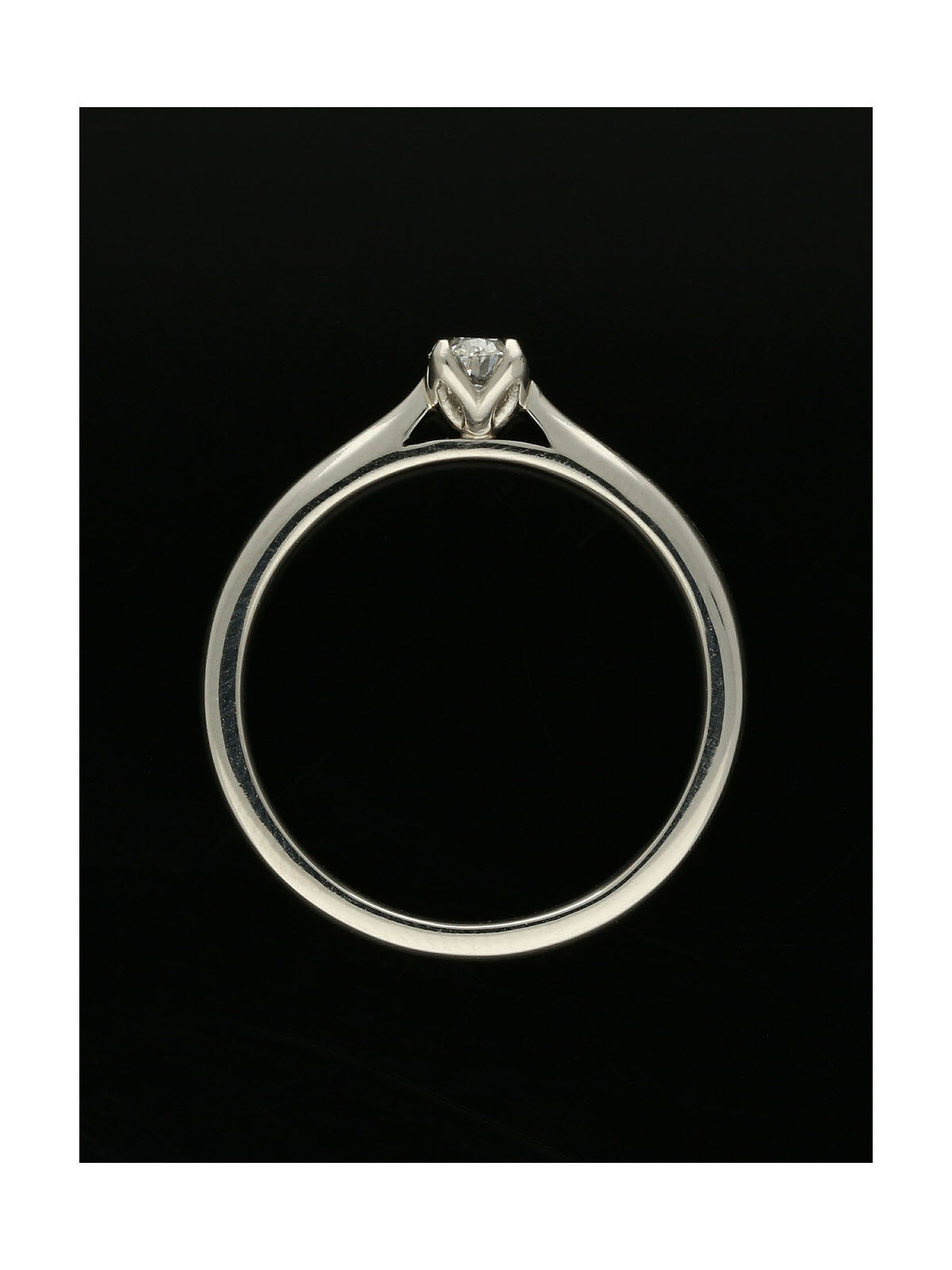 Diamond Solitaire Engagement Ring 0.25ct Oval Cut in Platinum