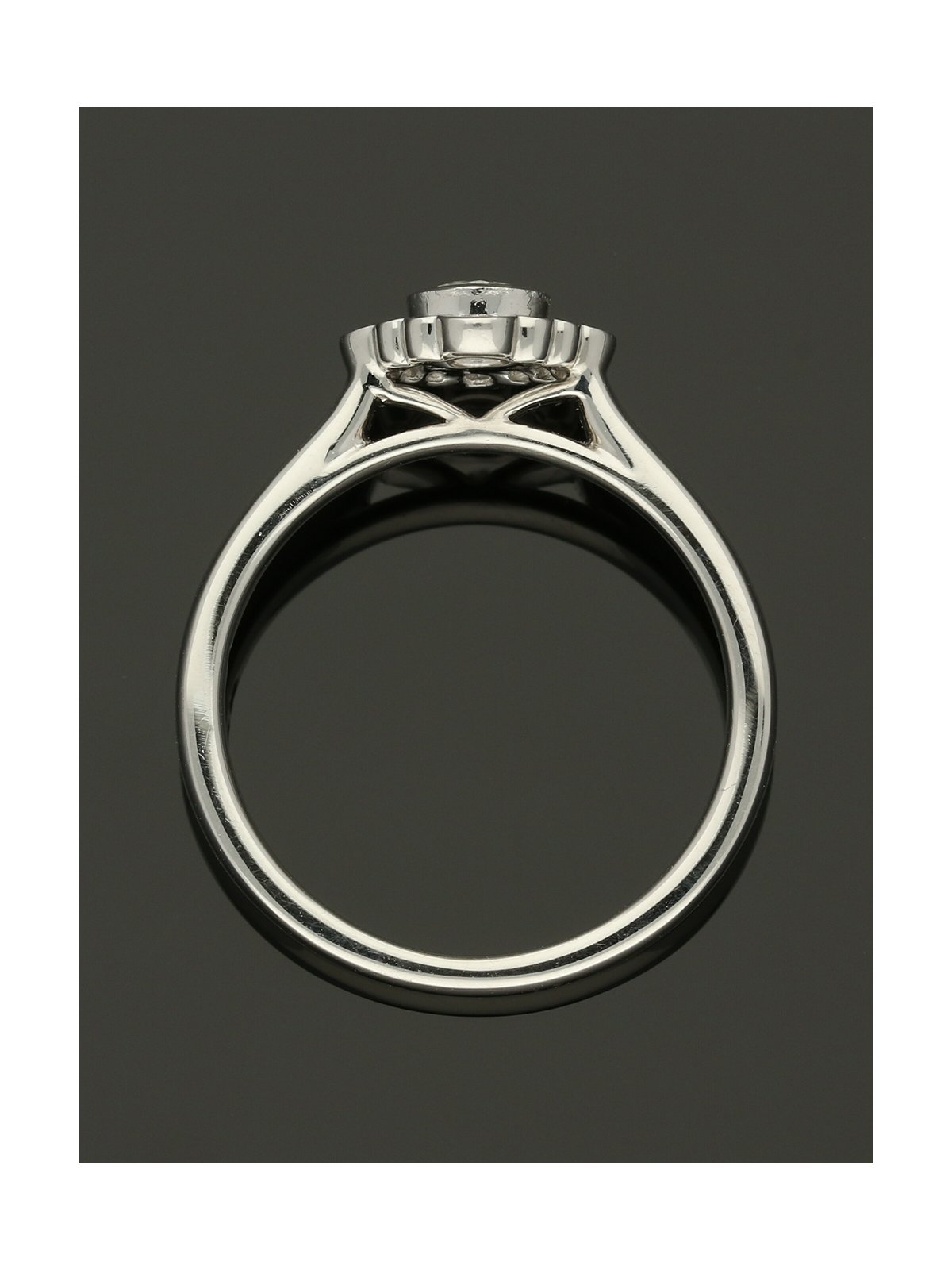 Diamond Cluster Ring 0.43ct Round Brilliant Cut in Platinum