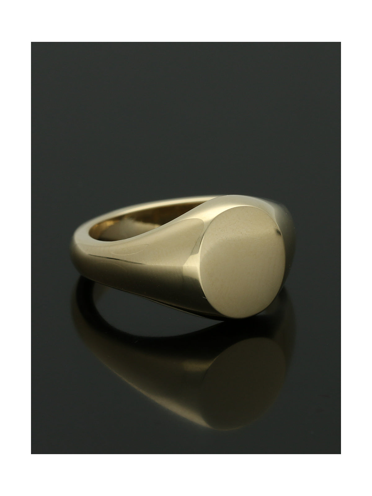 Plain Oval Signet Ring in 9ct Yellow Gold