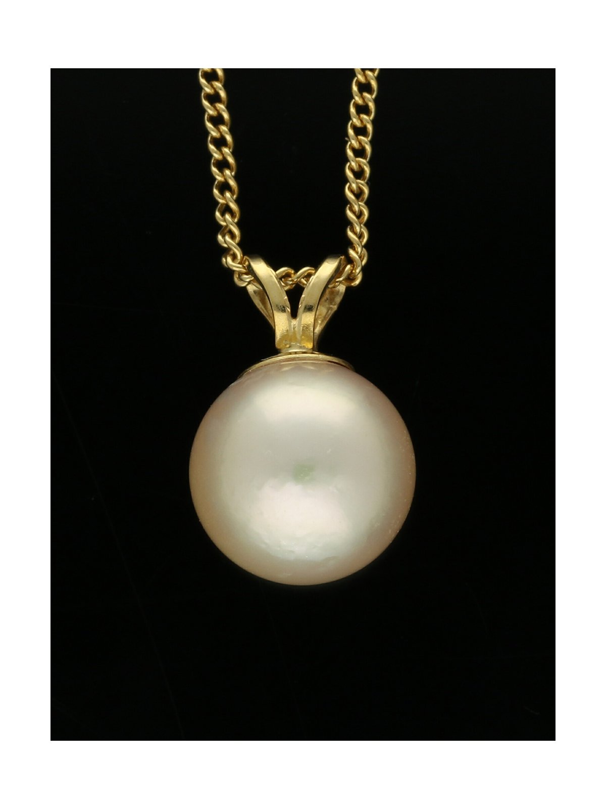 Cream Pearl Pendant Necklace in 18ct Yellow Gold