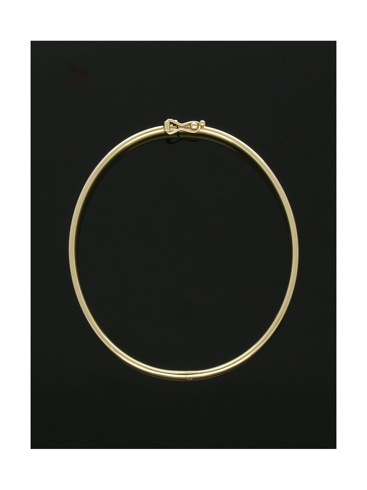 Oval Hinged Bangle in 9ct Yellow Gold