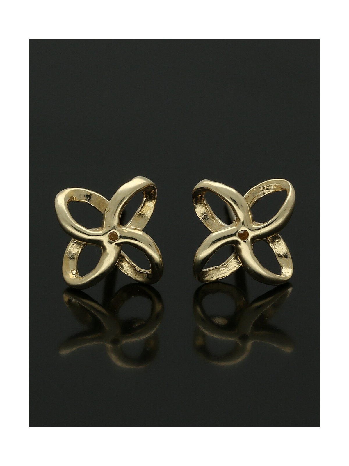 Simple Flower Stud Earrings 6.5mm in 9ct Yellow Gold