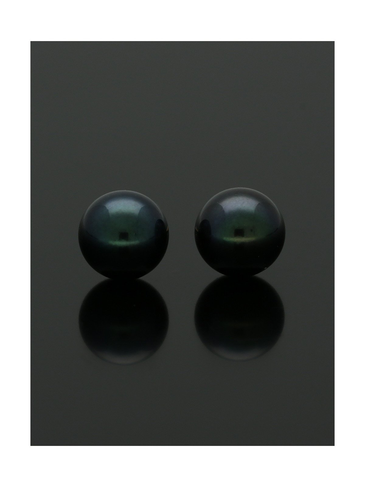 Black Cultured Pearl Earrings 7mm in 9ct Yellow Gold