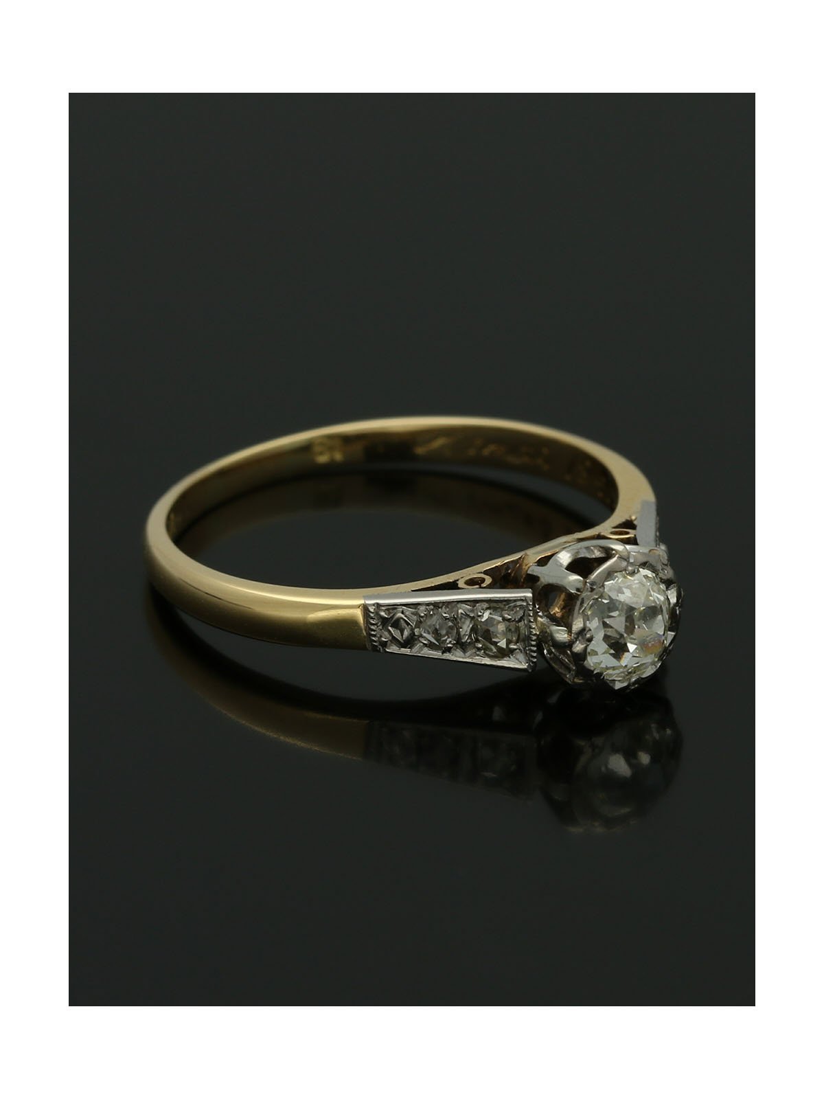 Pre Owned Diamond Ring in 18ct Yellow & White Gold