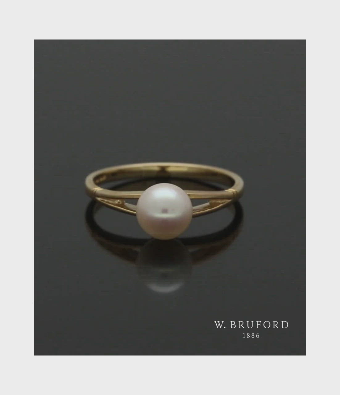 White Cultured Pearl Ring in 9ct Yellow Gold